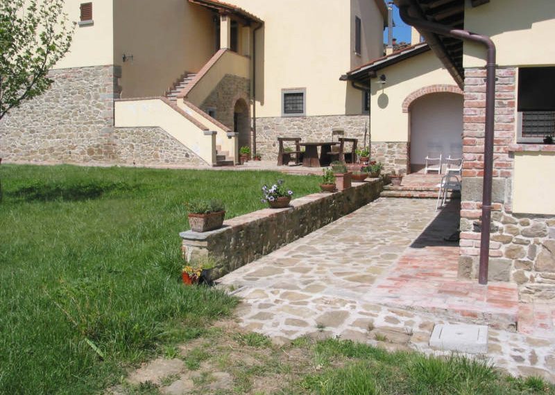Farm-For-Sale-in-italy0008
